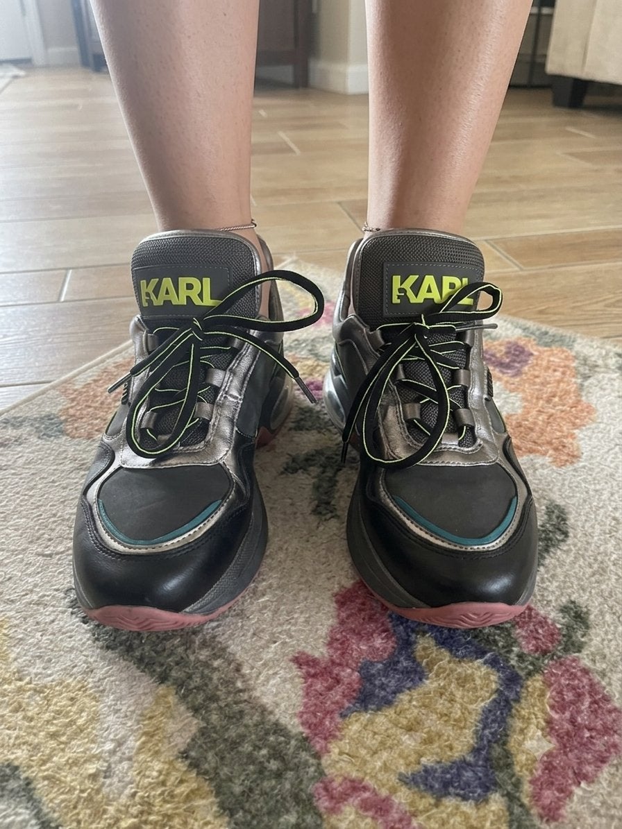 Karl Lagerfeld Sneakers Maat 38, Kleding | Dames, Schoenen, Zwart, Ophalen of Verzenden, Sneakers of Gympen, Zo goed als nieuw