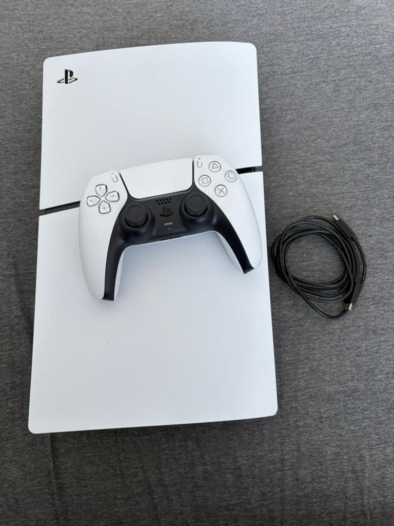 Playstation 5 met 1 controller, Spelcomputers en Games, Spelcomputers | Sony PlayStation 5, Ophalen of Verzenden, Zo goed als nieuw