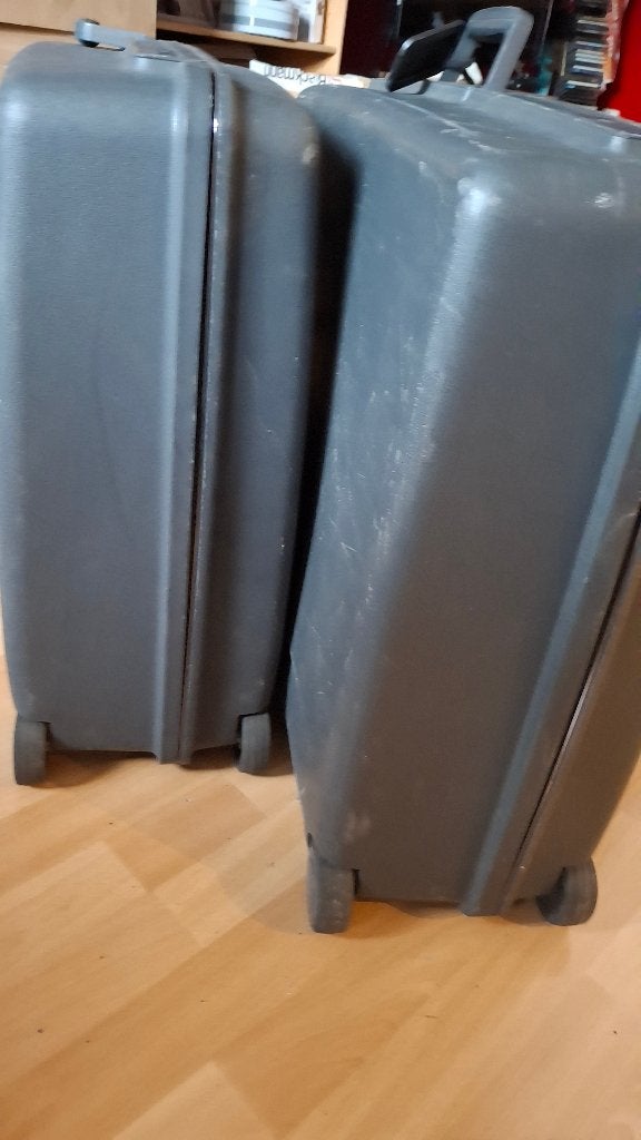 2 harde commodores koffers, Sieraden, Tassen en Uiterlijk, Ophalen, Gebruikt, Hard kunststof, Slot