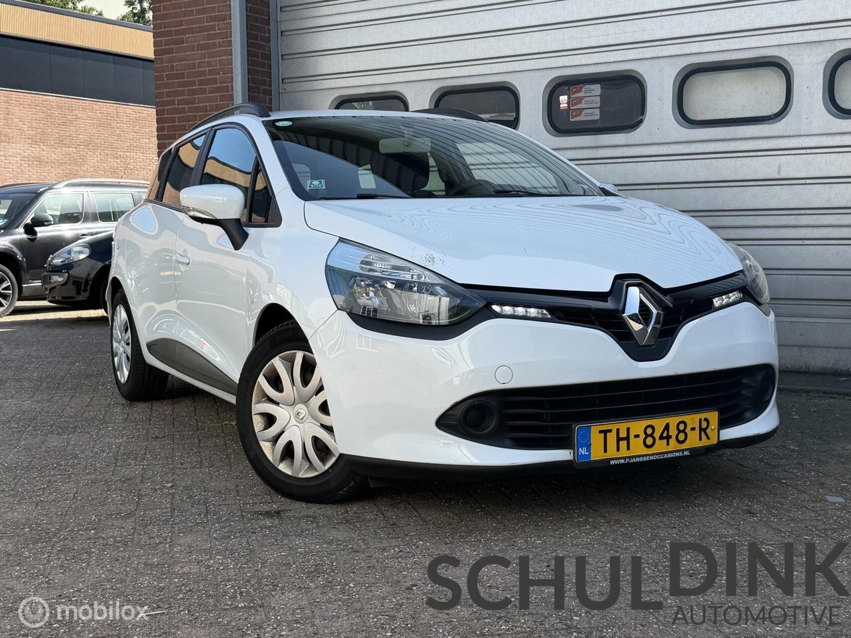 Renault Clio Estate 1.2 16V AIRCO|CRUISE CONTROLE|NAVIGATIE, Auto's, Voorwielaandrijving, Gebruikt, 4 cilinders, Start-stop-systeem