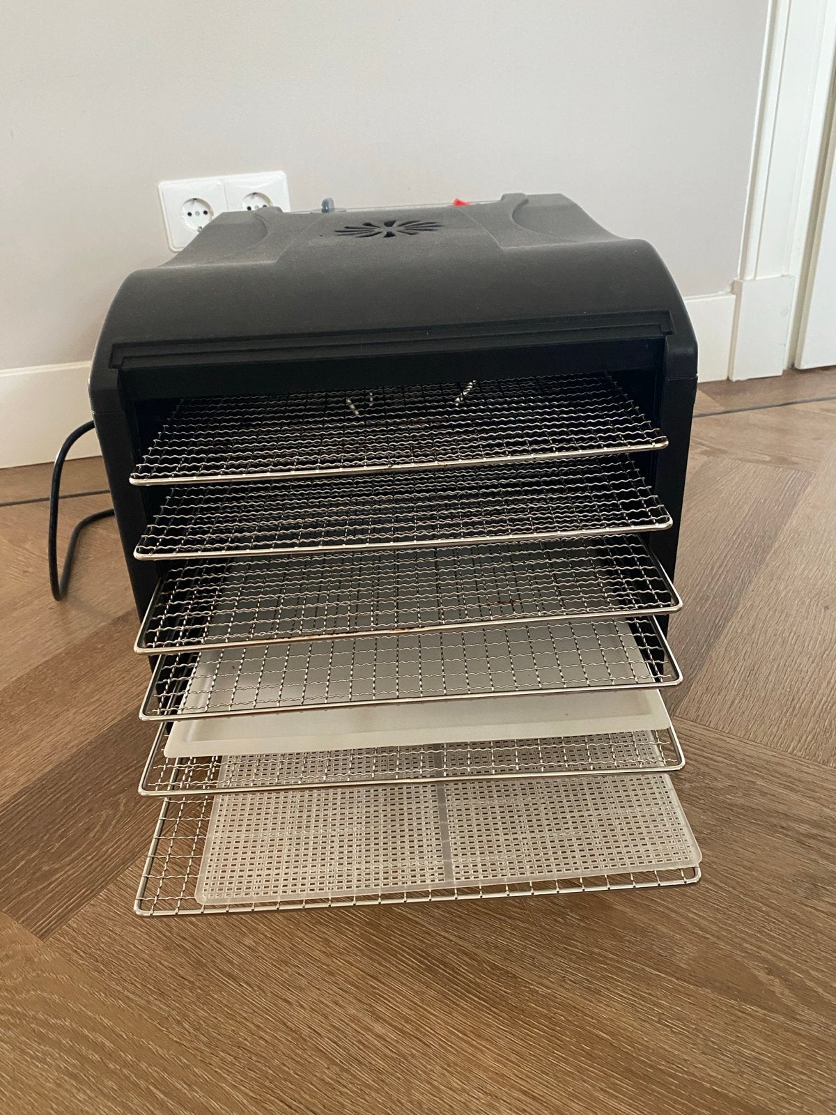 Hendi Voedseldroger - Dehydrator met 6 Roosters, Ophalen of Verzenden, Zo goed als nieuw