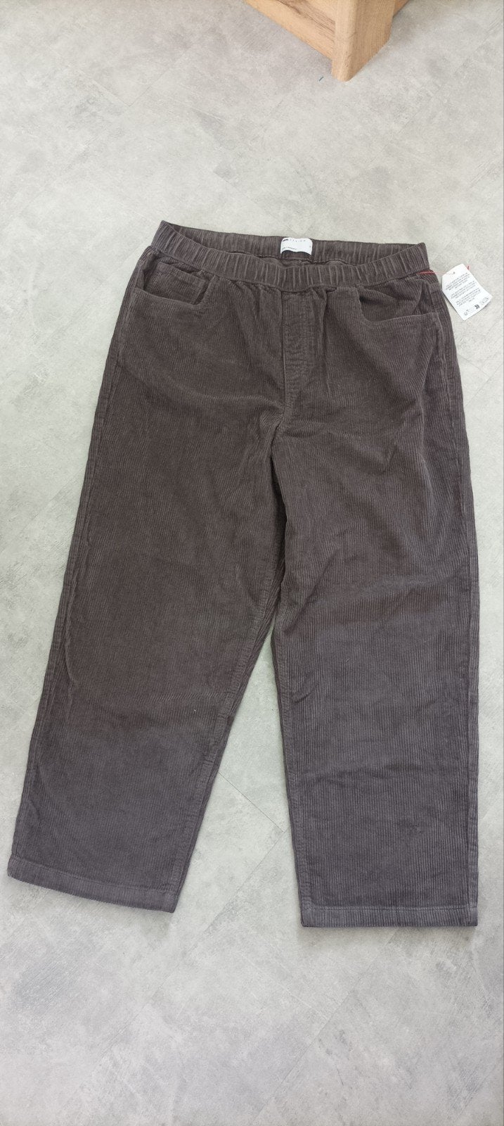 ASOS DESIGN Corduroy Broek - Maat XL - Nieuw met kaartjes, Ophalen of Verzenden, ASOS DESIGN, Grijs, Maat 56/58 (XL)