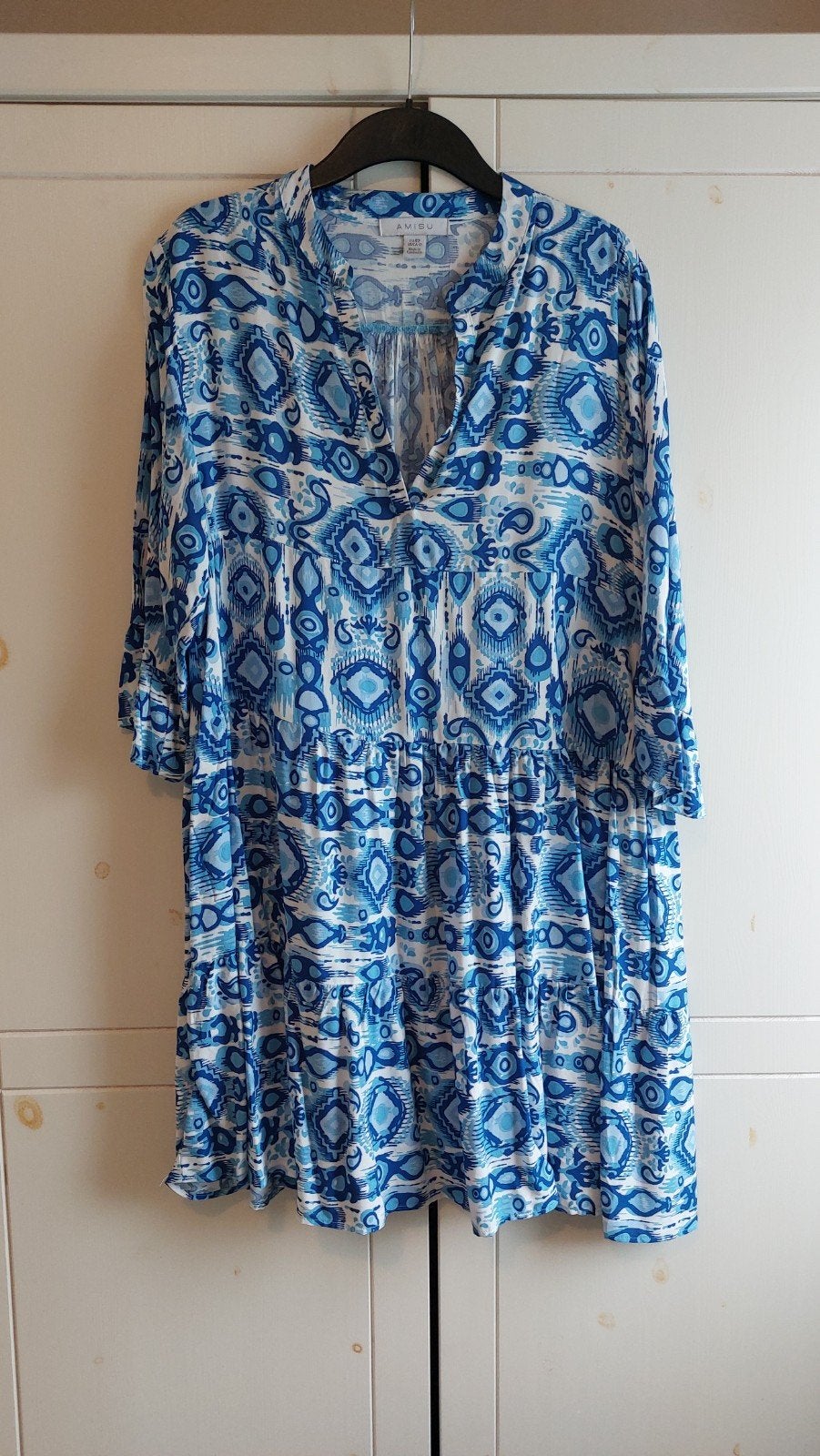 Amisu New Yorker fit en flare jurk maat 42, Kleding | Dames, Overige kleuren, Verzenden, Maat 42/44 (L), Zo goed als nieuw