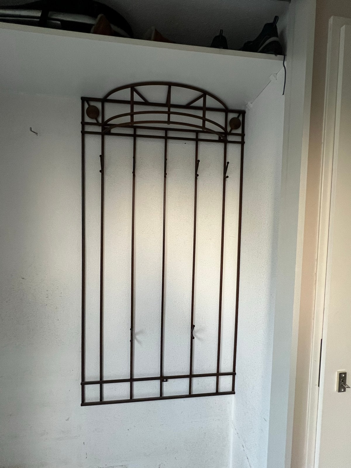 Stevige ijzeren kapstok bruin/roestkleur met 7 haken, Huis en Inrichting, Woonaccessoires | Kapstokken, Ophalen, Gebruikt, Metaal