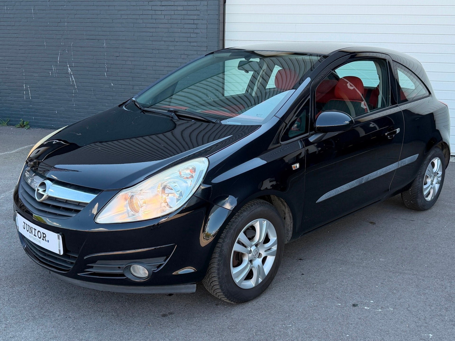 Opel Corsa 1.4-16V White Edition VOLLEDIGONDERHOUD/CRUISE/AI, Auto's, Opel, Voorwielaandrijving, Stof, Gebruikt, Zwart