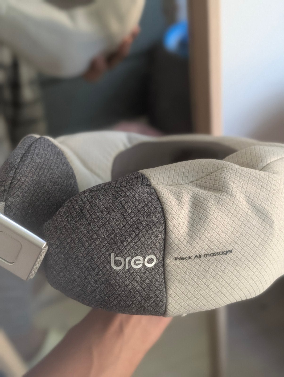 Breo iNeck Air Massager - Nekmassagekussen, Ophalen of Verzenden, Apparaat