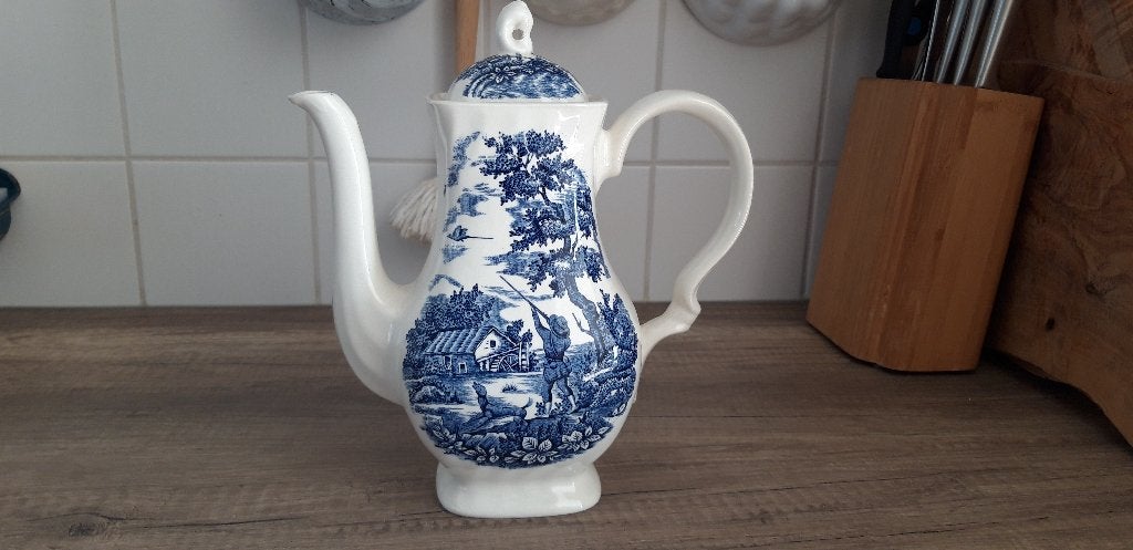 Theepot The Hunter by Myott – Blauw, Antiek en Kunst, Antiek | Servies los, Ophalen of Verzenden