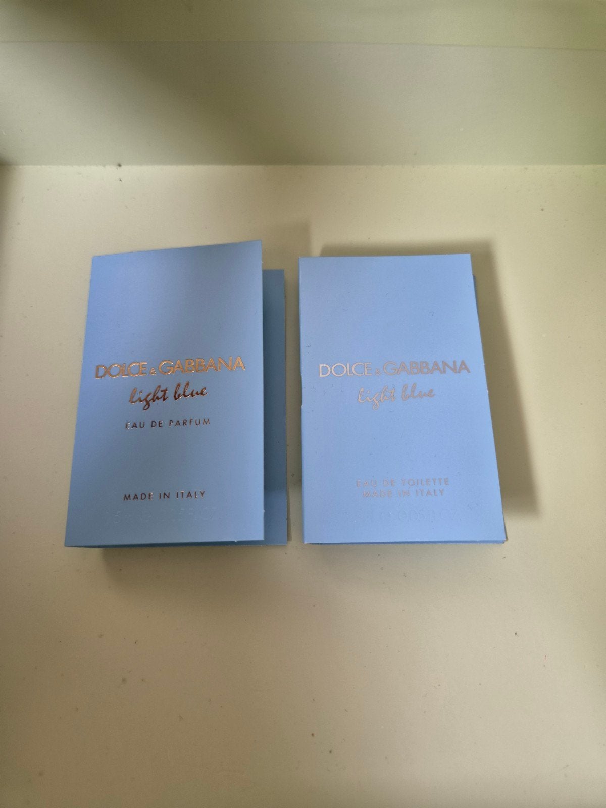 Dolce & Gabbana Light blue 1x1,5ml edp en 1x1,5edt, Ophalen of Verzenden, Nieuw