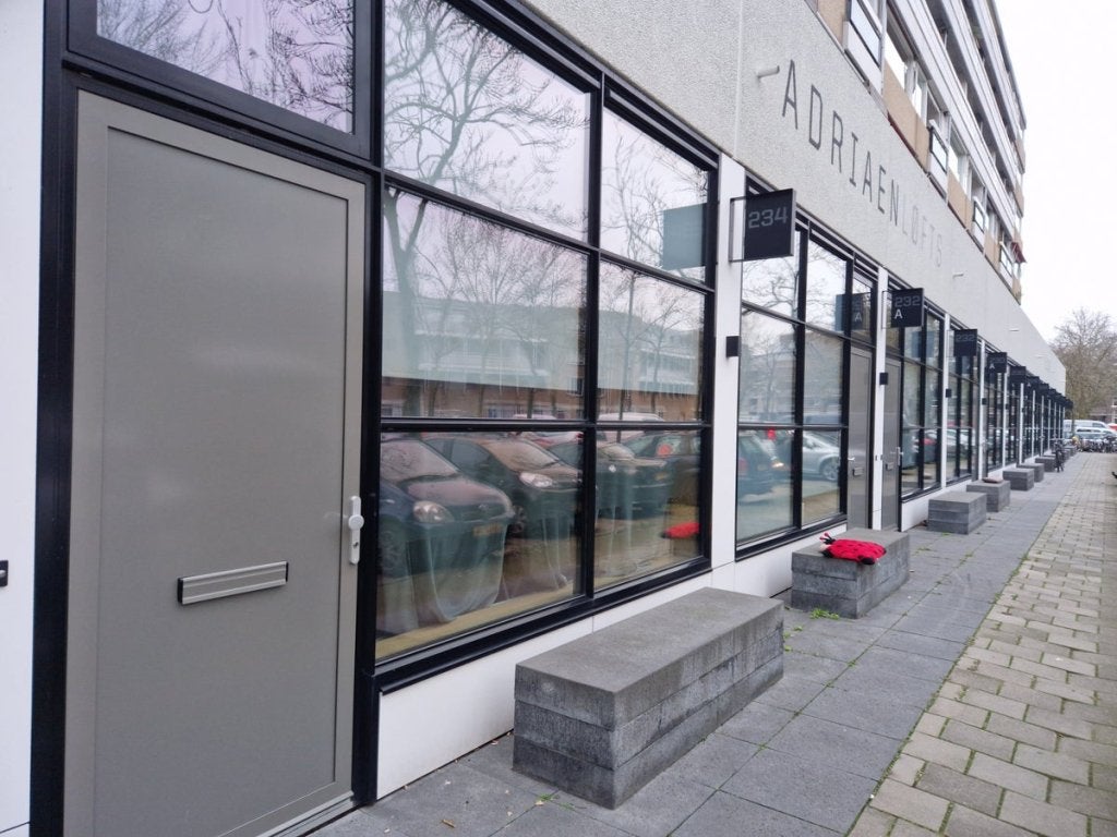 NIEUW! Woonruimte te huur Middellaan, Breda