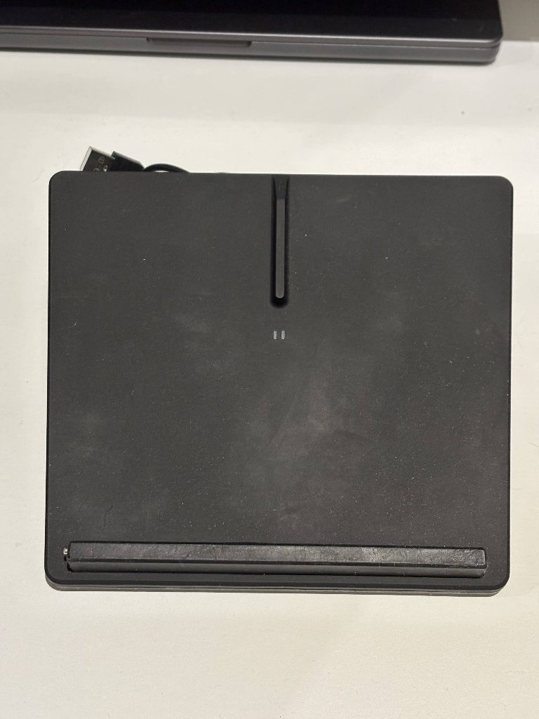 Draadloze lader Tesla Model 3 – 2 telefoons (USB) (gebruikt), Auto diversen, Ophalen of Verzenden, Gebruikt
