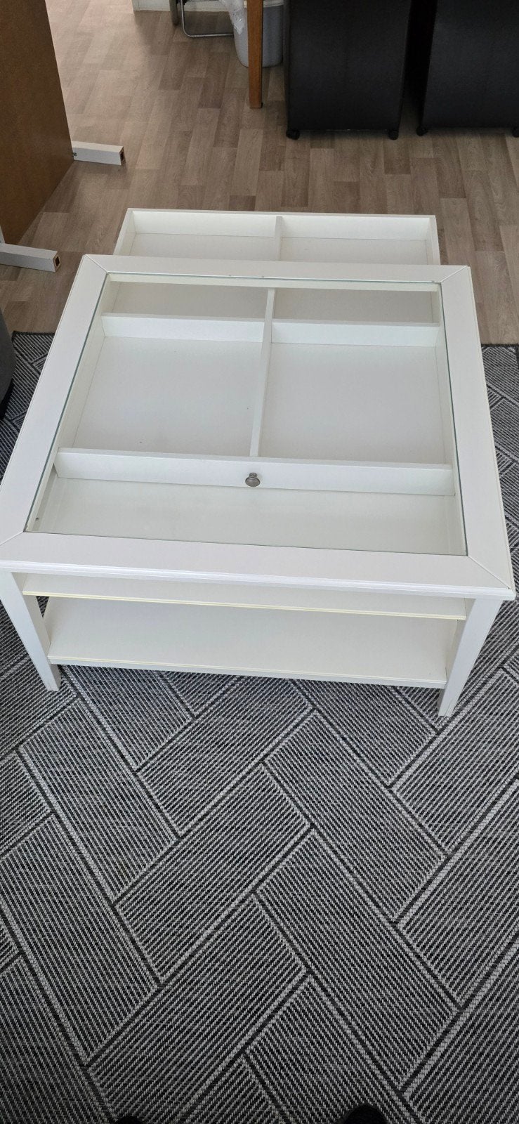 Witte salontafel met glazen blad en lade, Ophalen, Gebruikt, 50 tot 100 cm, Glas
