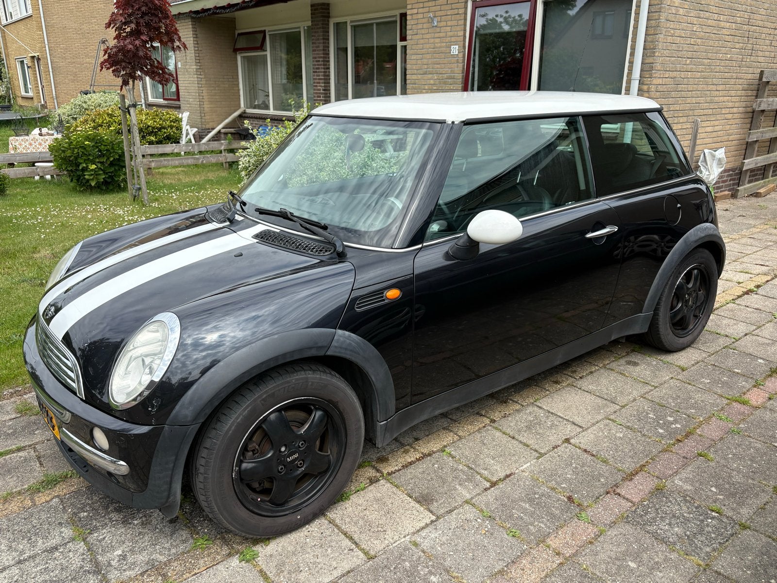 Mini 1.6 16V Cooper 2001 Zwart, Auto's, Mini, Voorwielaandrijving, 1025 kg, 15 km/l, Zwart
