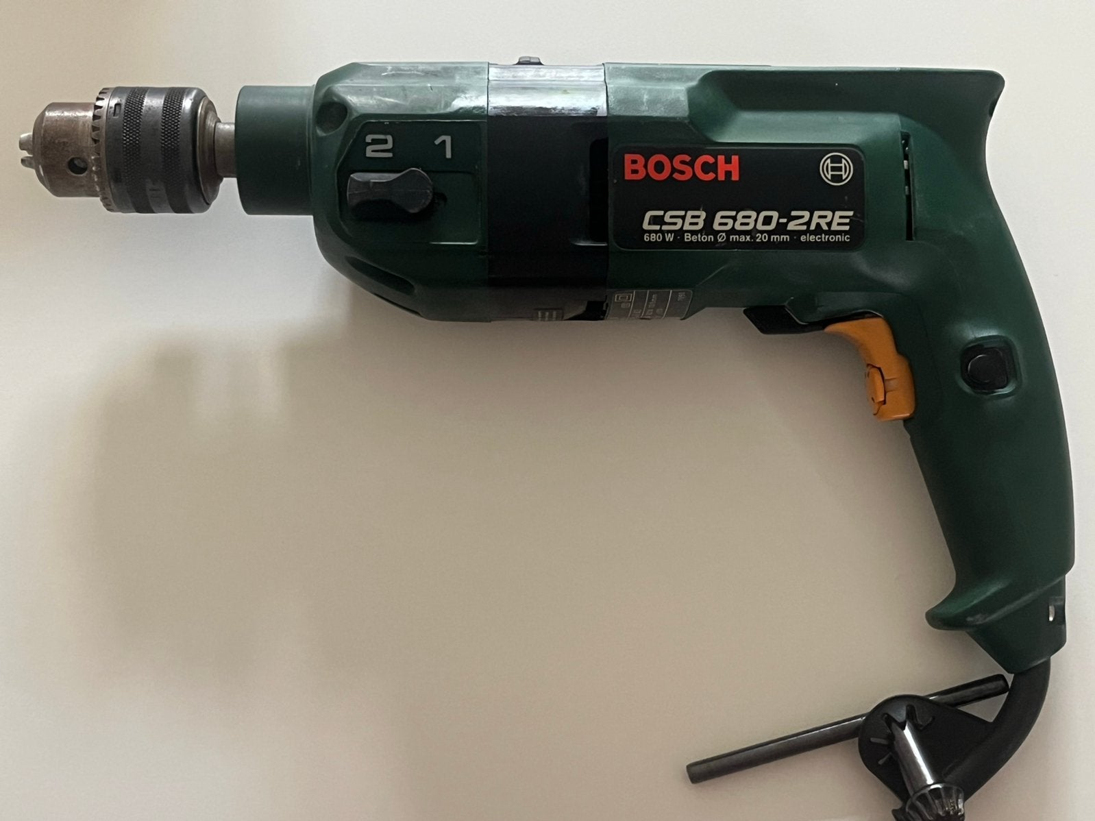 Bosch CSB 680-2RE klopboormachine 680W – werkt perfect, Boormachine, Ophalen of Verzenden, Variabele snelheid, Gebruikt