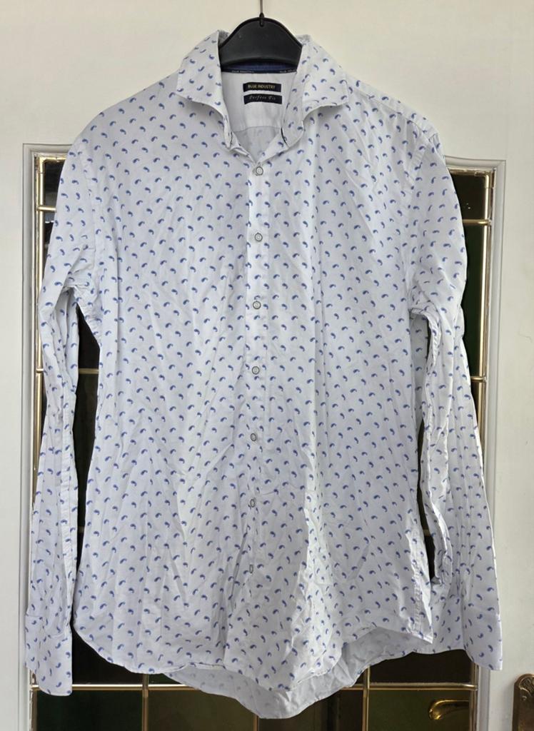 Blue Industry wit overhemd met printje, maat L, Kleding | Heren, Overhemden, Zo goed als nieuw, Halswijdte 41/42 (L), Wit, Ophalen of Verzenden
