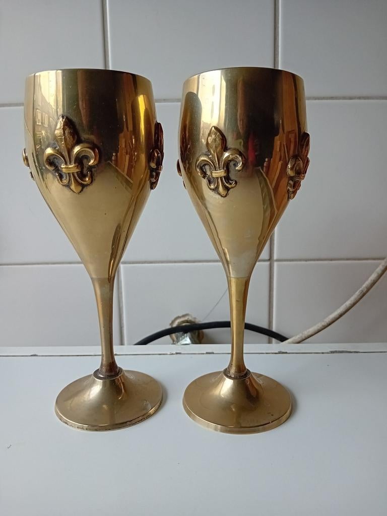 Set van 2 Vintage Messing Wijnglazen met Fleur-de-lis, Ophalen of Verzenden, Koper