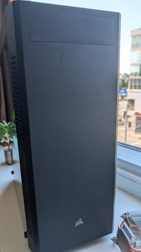 corsair 110r Computer tempered glass Mid-Tower ATX Case, Computers en Software, Desktop Pc's, Ophalen, Gebruikt, Onbekend, Corsair (behuizing)
