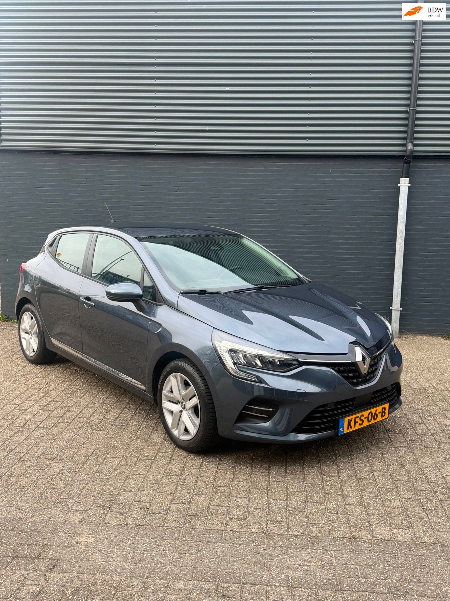 Renault CLIO 1.0 TCe 90 Techno, Auto's, Dealer onderhouden, Gebruikt, Euro 6, Automatische klimaatregeling