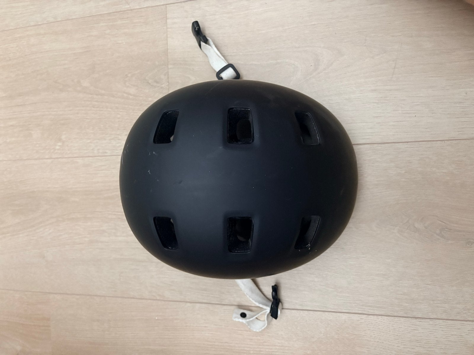 Oxelo skateboardhelm - Zwart - Maat M, Ophalen, Gebruikt, M, Heer of Dame