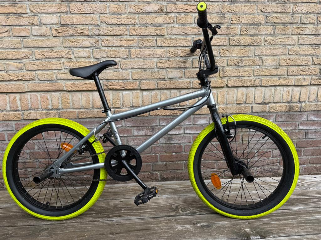 Decathlon BMX fiets 20 inch - neon banden – nette staat, Ophalen, Gebruikt, Staal