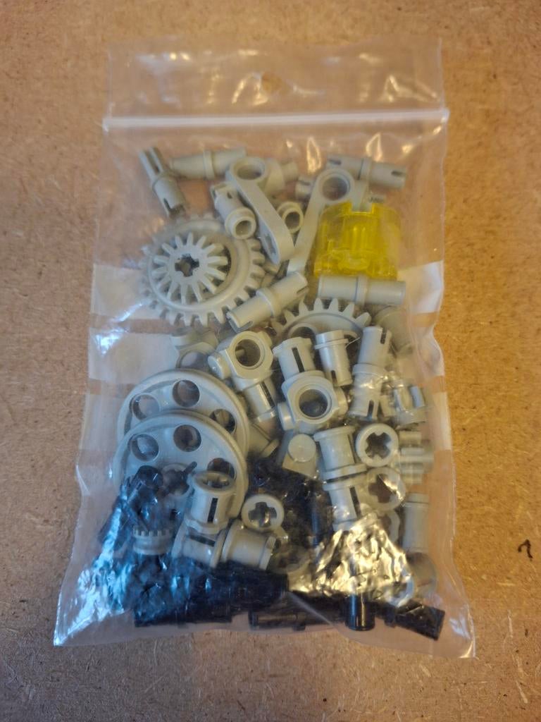 Lego 8044 Universal Pneumatic Set. Jaren 80 Technic, Lego, 33 Bath Road, Slough, UK, Lego, Ophalen of Verzenden