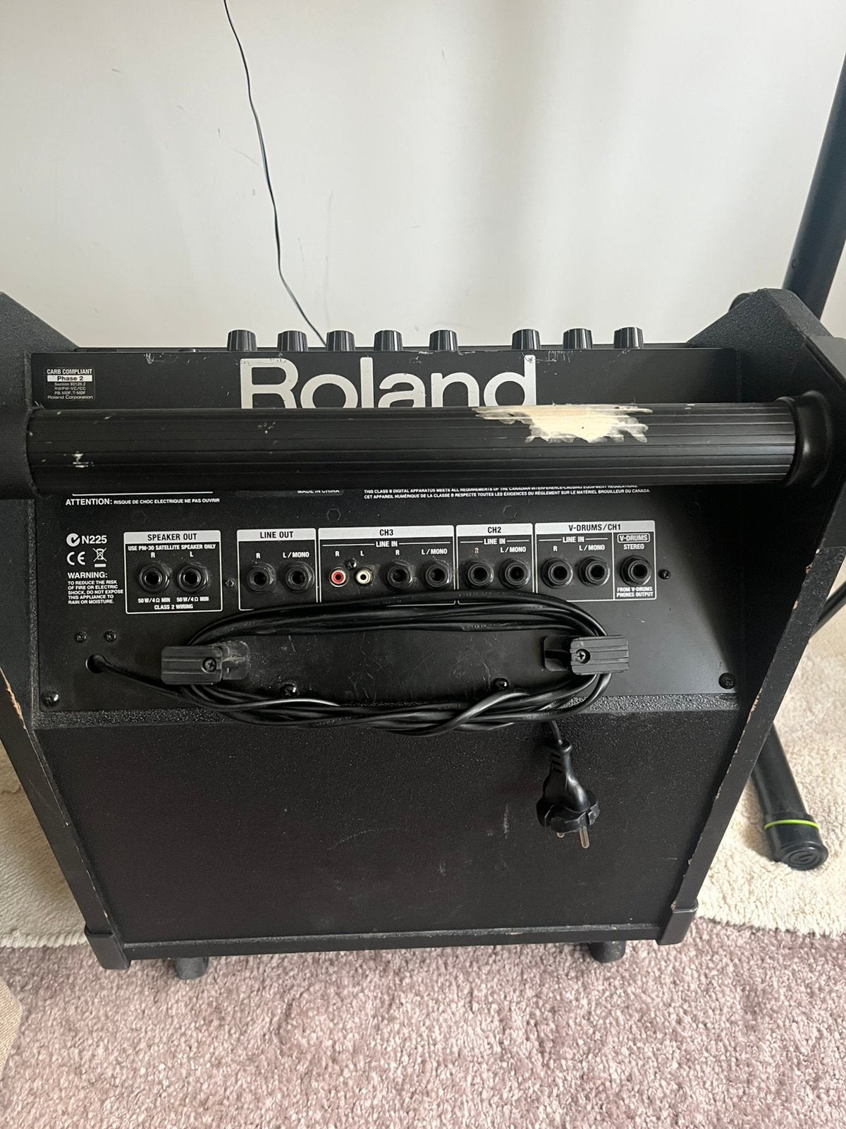 Zwartkleurig Roland pm30 monitor/versterker, Ophalen, Zo goed als nieuw, Minder dan 50 watt