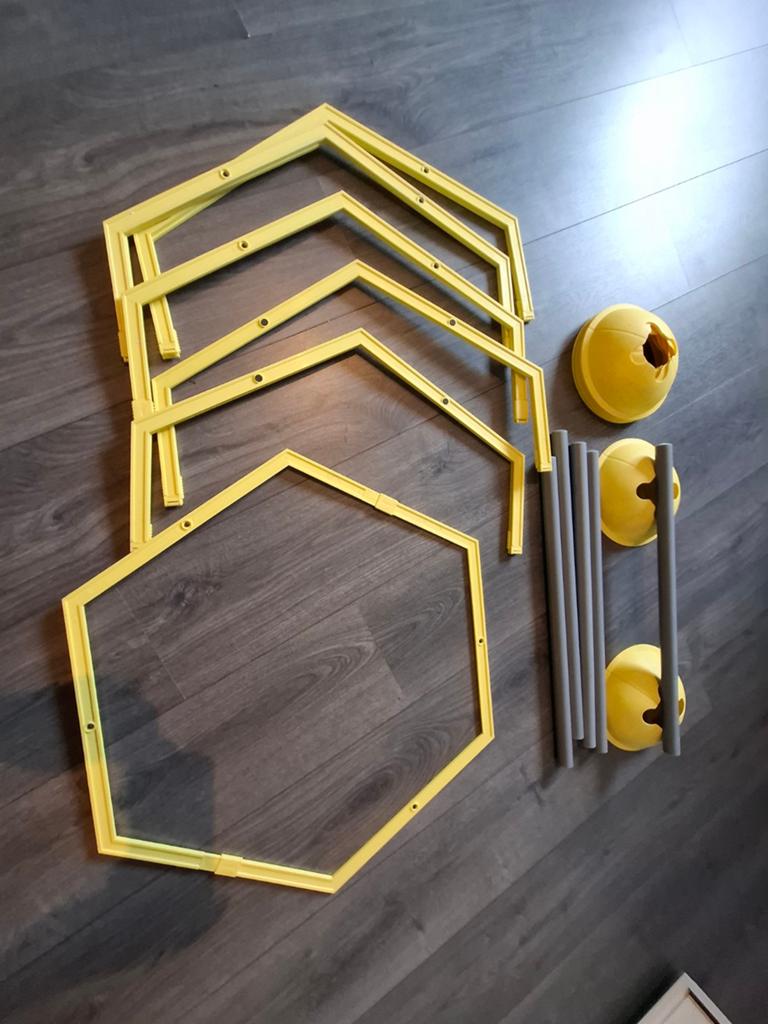 Crivit Agility Set: Hoepels, Hoedjes & Stokken voor Training, Ophalen of Verzenden, Gebruikt
