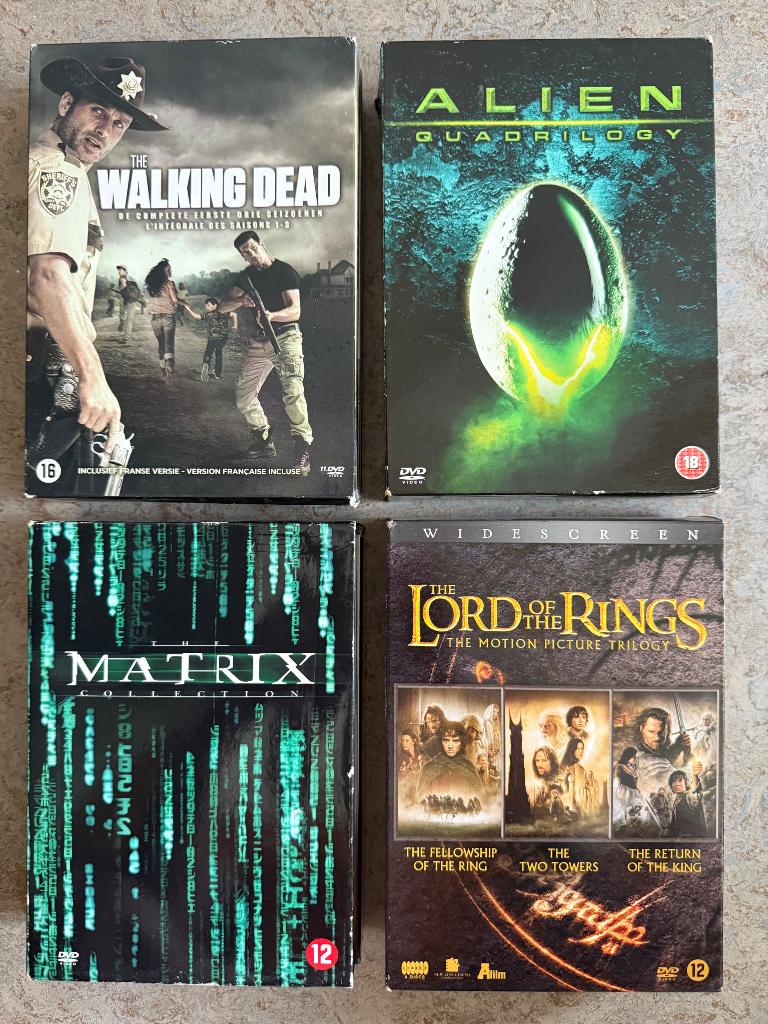 DVD box sets alien- lord of the rings- matrix- walking dead, Vanaf 12 jaar, Ophalen of Verzenden, Zo goed als nieuw, Science Fiction en Fantasy