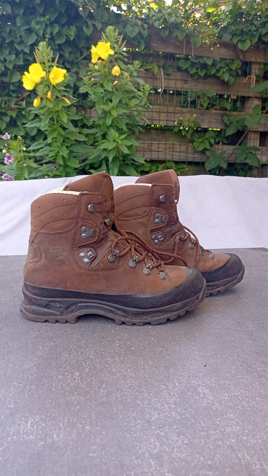 Hanwag Bergschoenen maat 40, Sport en Fitness, Bergsport en Wandelen, Ophalen, Gebruikt, Schoenen