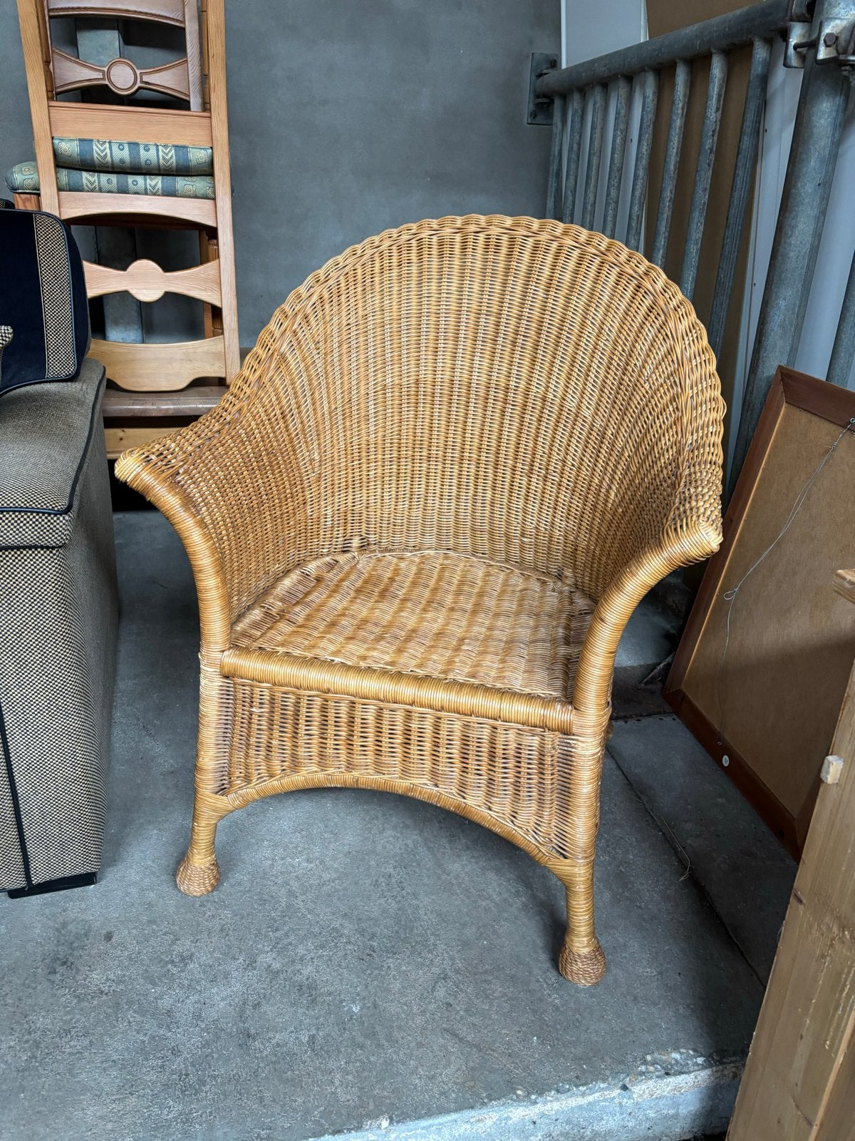 Rotan stoel - Vintage rieten fauteuil, Huis en Inrichting, Ophalen, Gebruikt, Bruin, Riet of Rotan