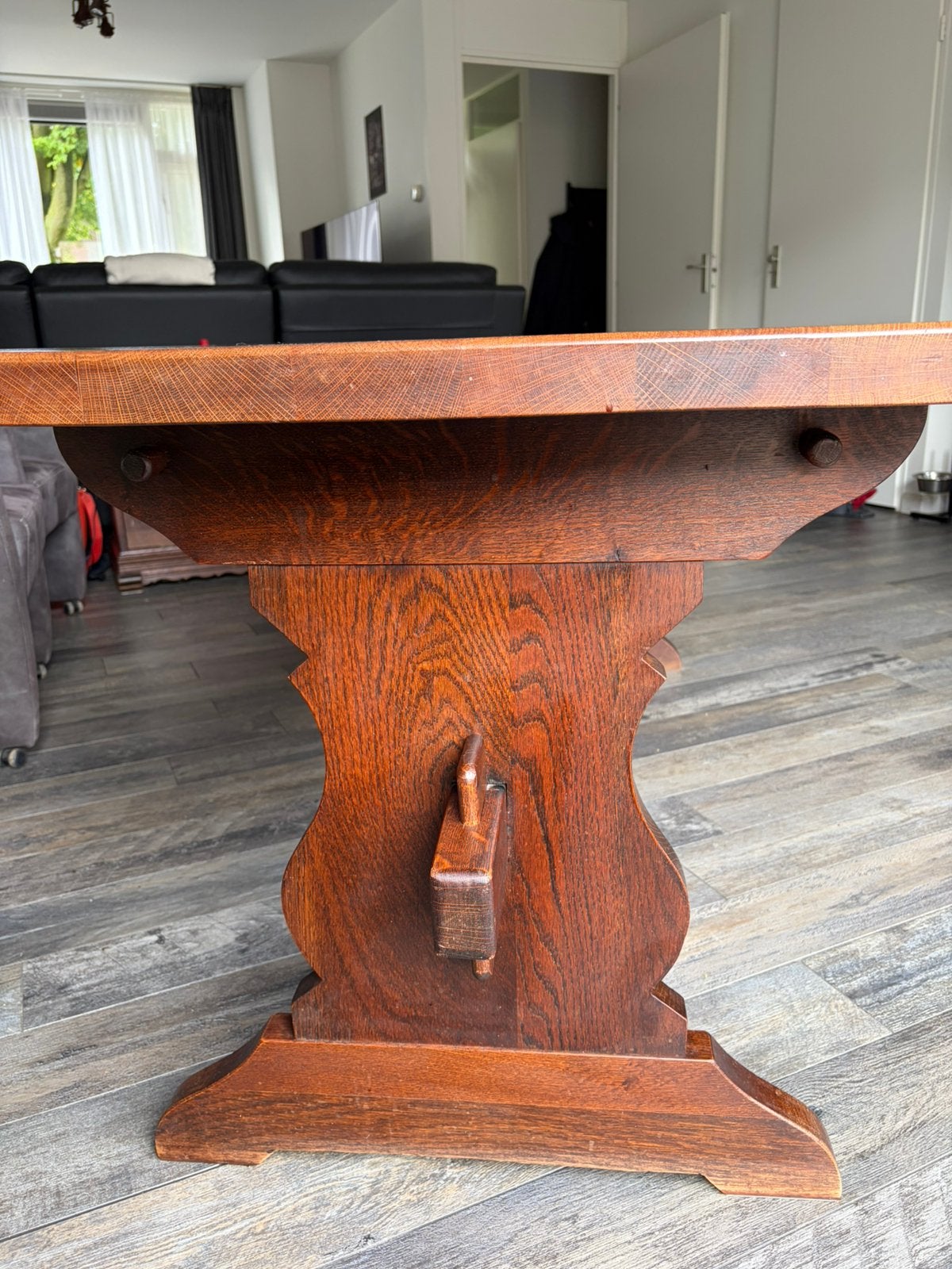 Foto 4 van Massief eiken eettafel.