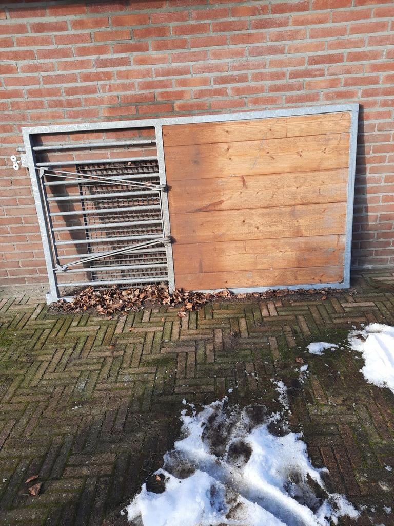 2 Staldeuren/ schuifdeuren met luik h 2m br 1.20 en 1.15m, Ophalen, Gebruikt, Overige soorten