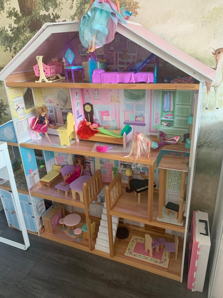 XXL Houten Poppenhuis van Kidkraft - Compleet met Meubels, Ophalen, Zo goed als nieuw, Poppenhuis