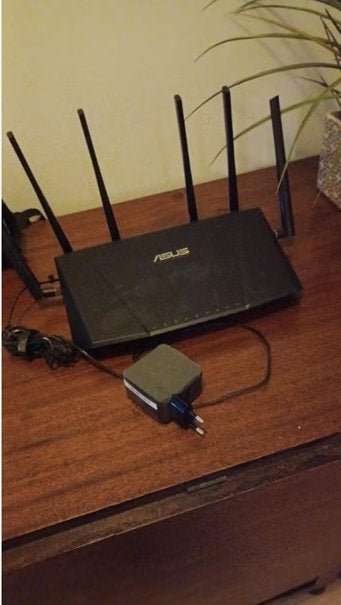 Asus AC3200 tri-band router, Computers en Software, Routers en Modems, Gebruikt, Router, Ophalen of Verzenden