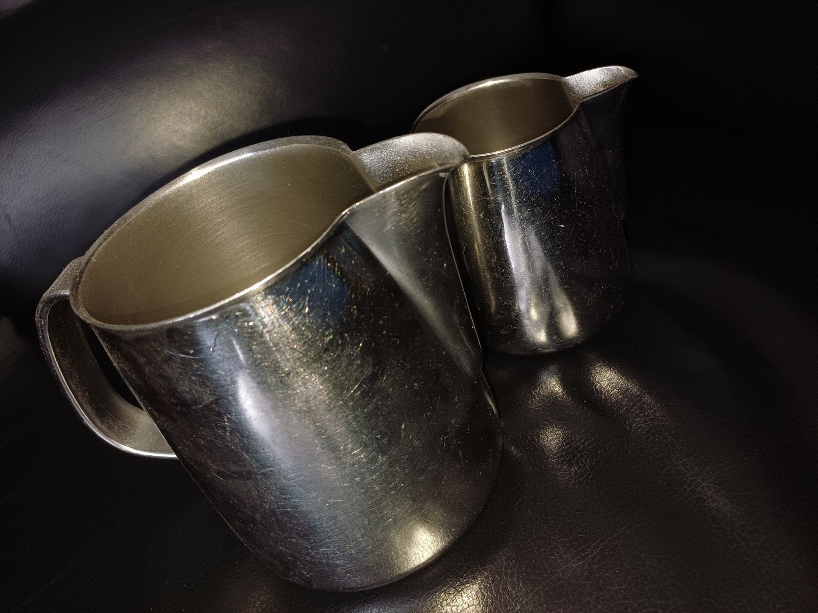 Alessi melkkannetjes set van 2., Ophalen of Verzenden