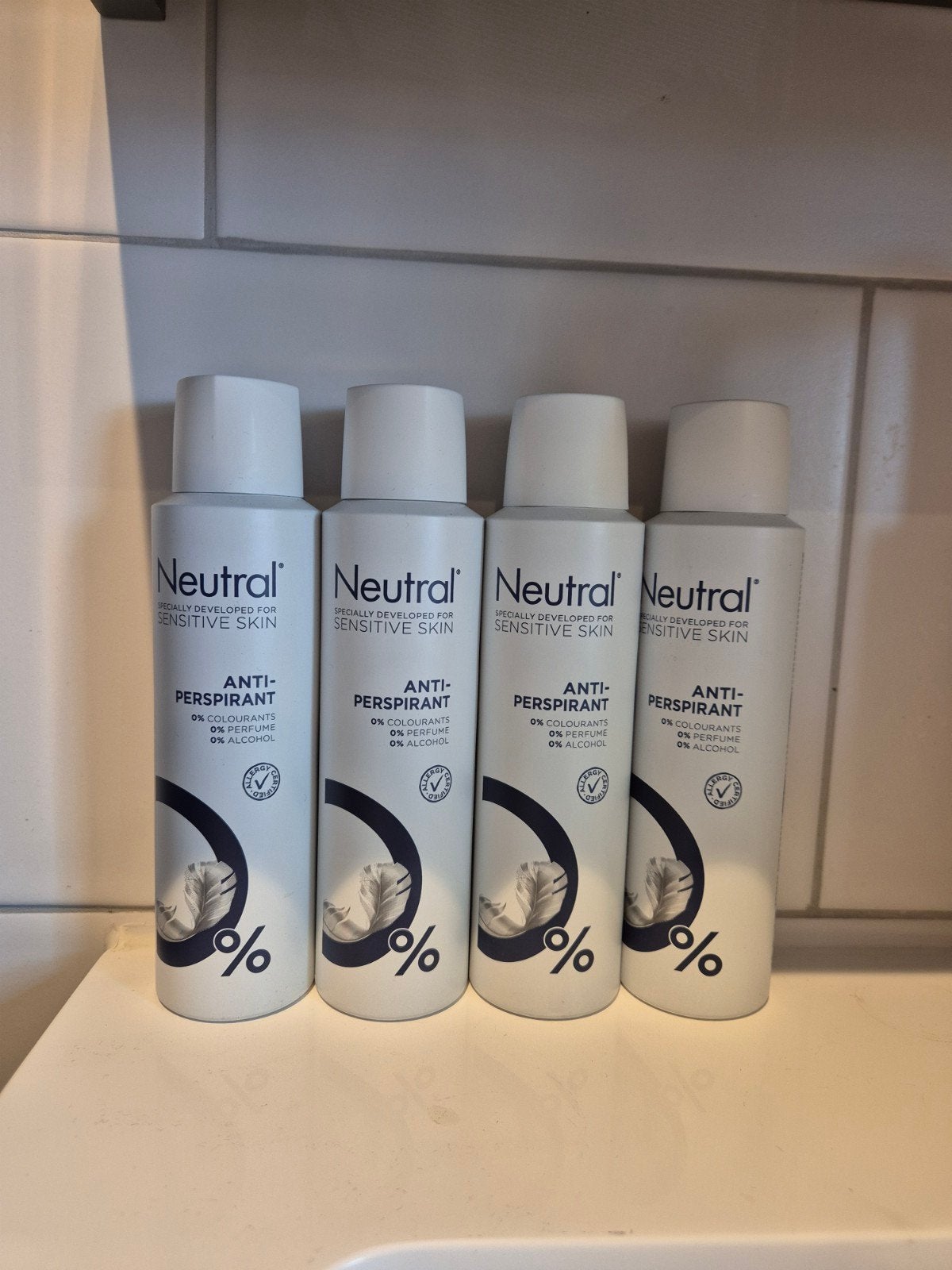 4 Bussen Neutral deodorant., Ophalen of Verzenden, Nieuw