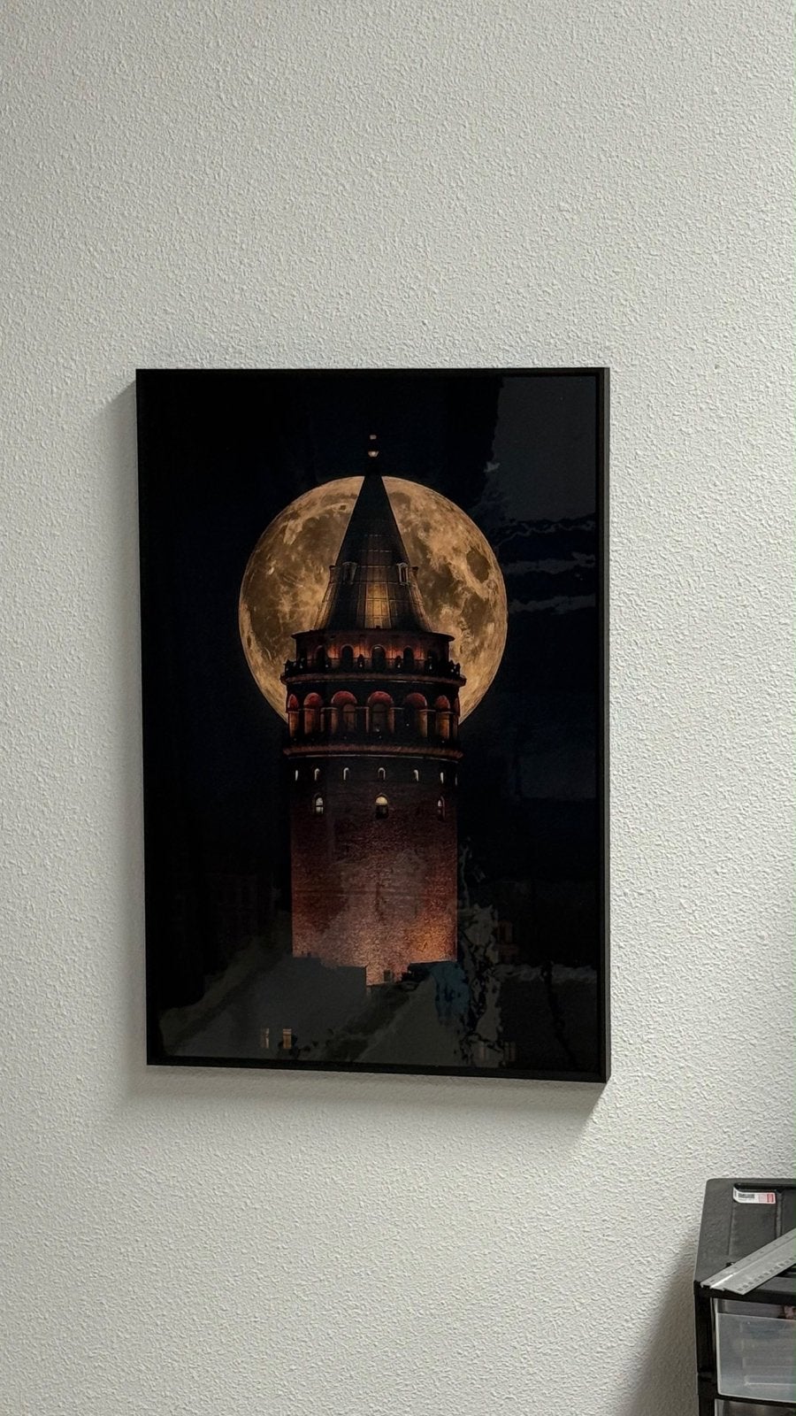 Galatatoren bij Volle Maan - Sfeervolle Print, 50 – 75, Minder dan 50 cm, Ophalen of Verzenden, Print