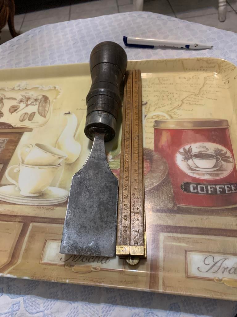 Mooie oude steekbeitel 45mm €22,00 120+heft=260mm l, Antiek en Kunst, Antiek | Gereedschap en Instrumenten, Ophalen of Verzenden