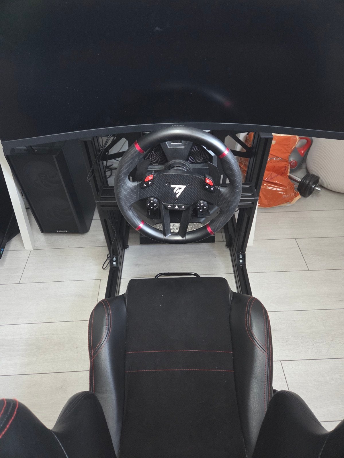 Thrustmaster T598 met  T-LCM pedalen, Ophalen, Zo goed als nieuw