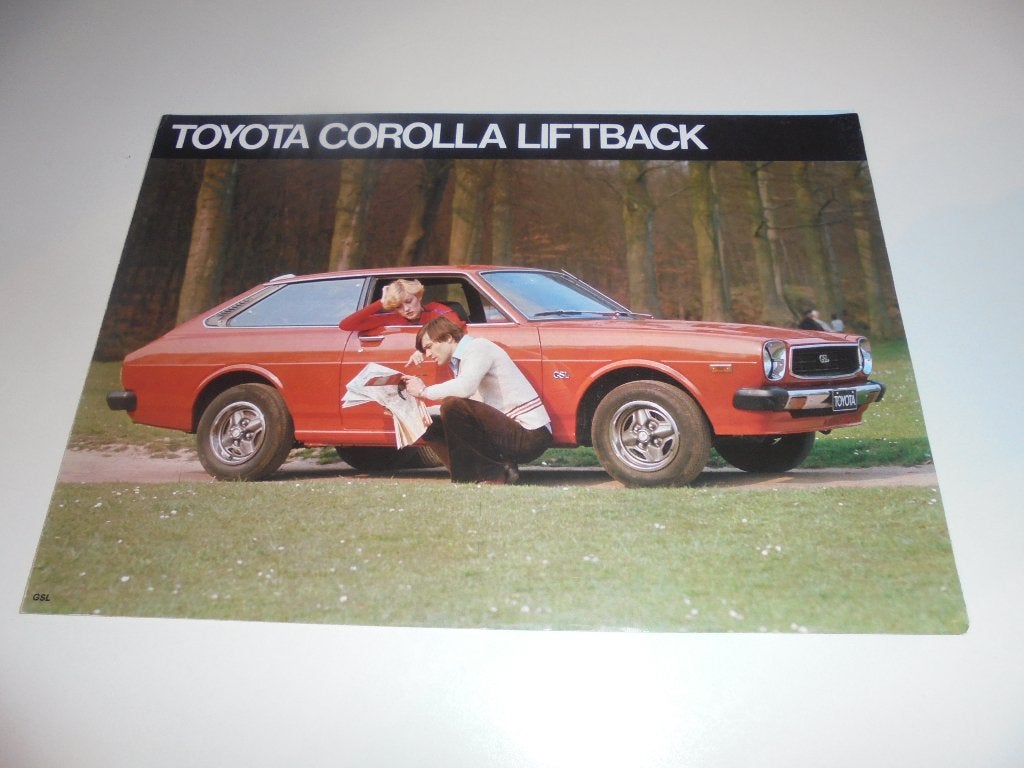 brochure Toyota Corolla Liftback  1976, Ophalen of Verzenden, Nieuw, Toyota