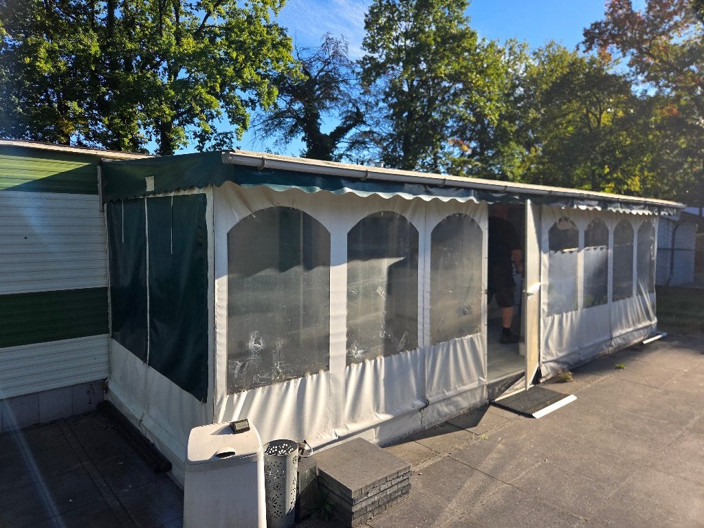 Voortent gratis, Ophalen, Gebruikt