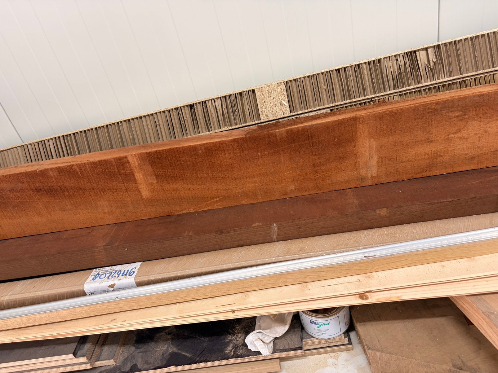 Meranti fijn Hardhout, Doe-het-zelf en Verbouw, Ophalen of Verzenden, Zo goed als nieuw, Plank, 50 mm of meer