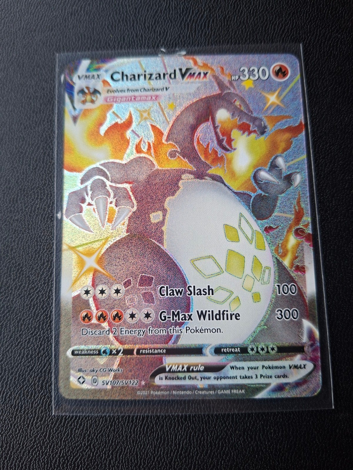 Charizard VMAX SV107/SV122 Shiny Vault, Hobby en Vrije tijd, Verzamelkaartspellen | Pokémon, Ophalen of Verzenden, Zo goed als nieuw