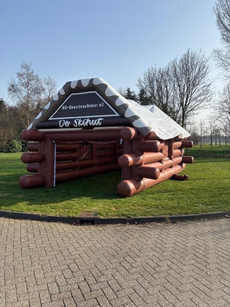 Opblaasbare Skihut 8x5/7x5 Huren | Compleet pakket mogelijk!, Hobby en Vrije tijd, Ophalen of Verzenden, Zo goed als nieuw, Verjaardag