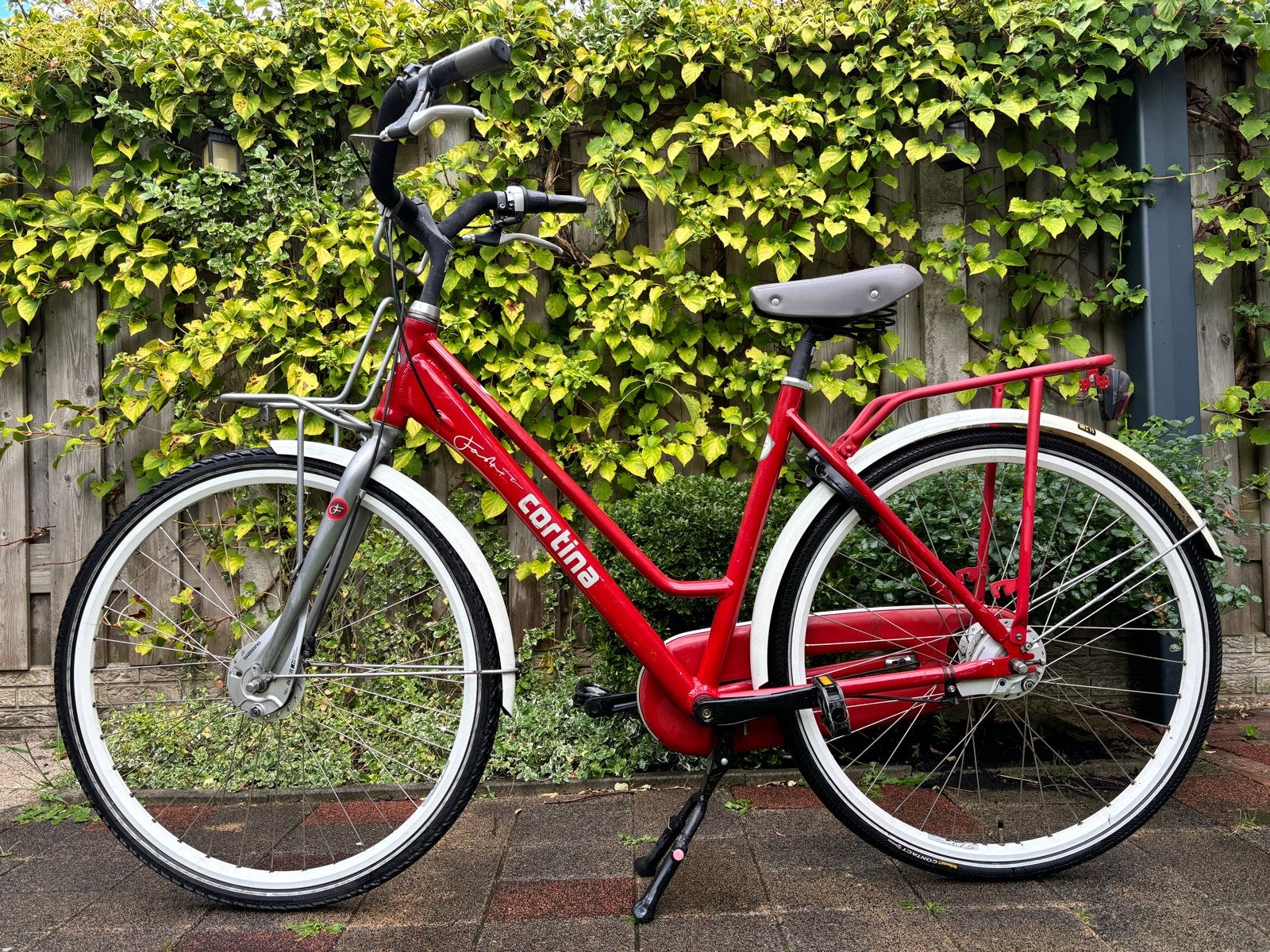 ZEER NETJES | CORTINA FASHION D57 TRANSPORTFIETS DAMESFIETS, Velgrem, Versnellingen, 56 cm of meer, Zo goed als nieuw