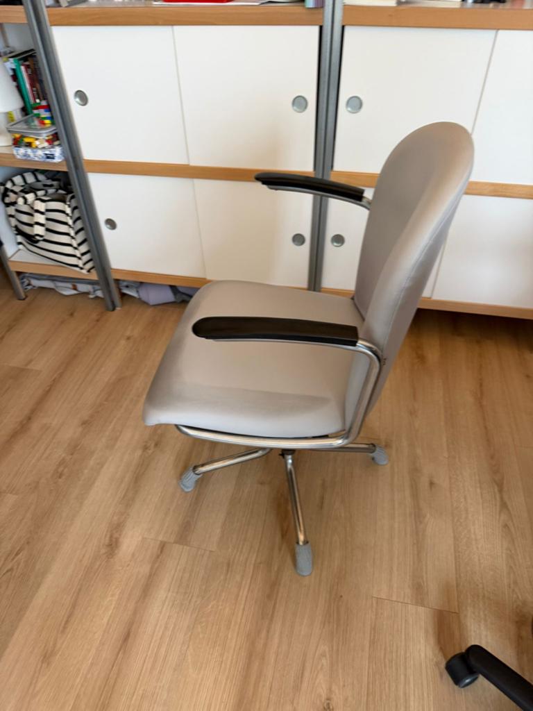 Gispen Refurbished bureaustoel - Grijs, Ophalen, Gebruikt, Grijs, Bureaustoel