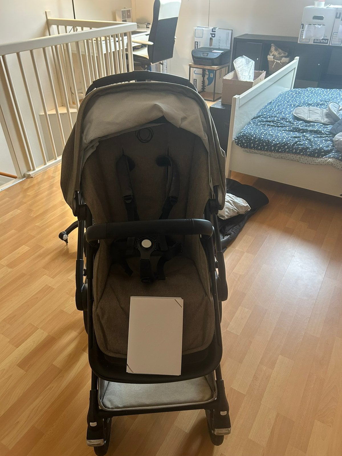 Bugaboo Fox 2 Taupe kleur + veel accessoires, Kinderen en Baby's, Buggy's, Gebruikt, Zonnekap, Ophalen