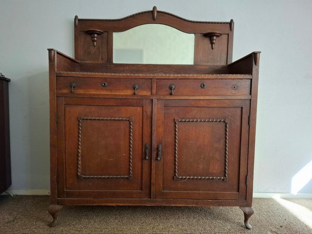 Antiek houten dressoir, Ophalen