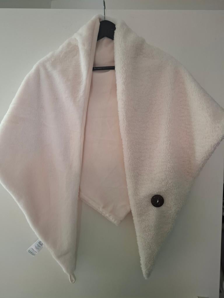 Veleste Furry Poncho/Sjaal - Zacht Roze, Kleding | Dames, Truien en Vesten, Maat 38/40 (M), Ophalen of Verzenden, Zo goed als nieuw