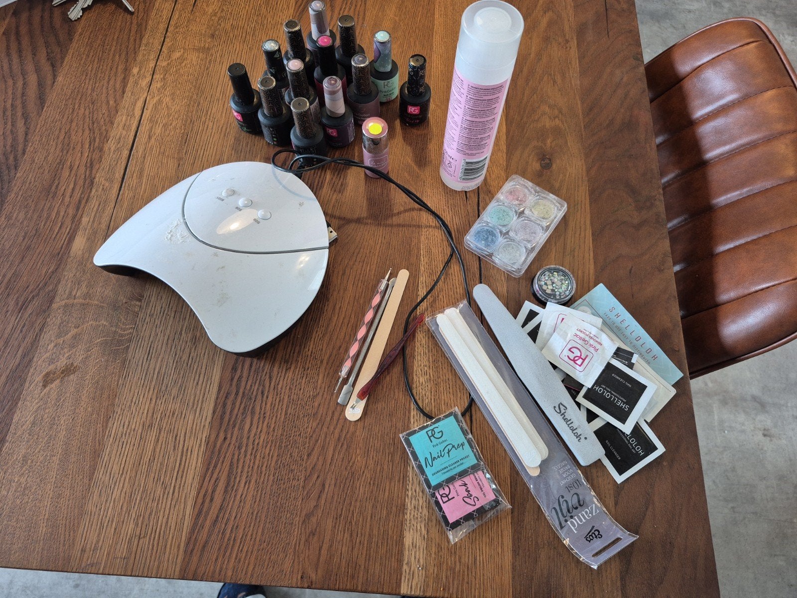 Gellak starterspakket met UV-lamp en diverse kleuren, Sieraden, Tassen en Uiterlijk, Uiterlijk | Cosmetica en Make-up, Zo goed als nieuw