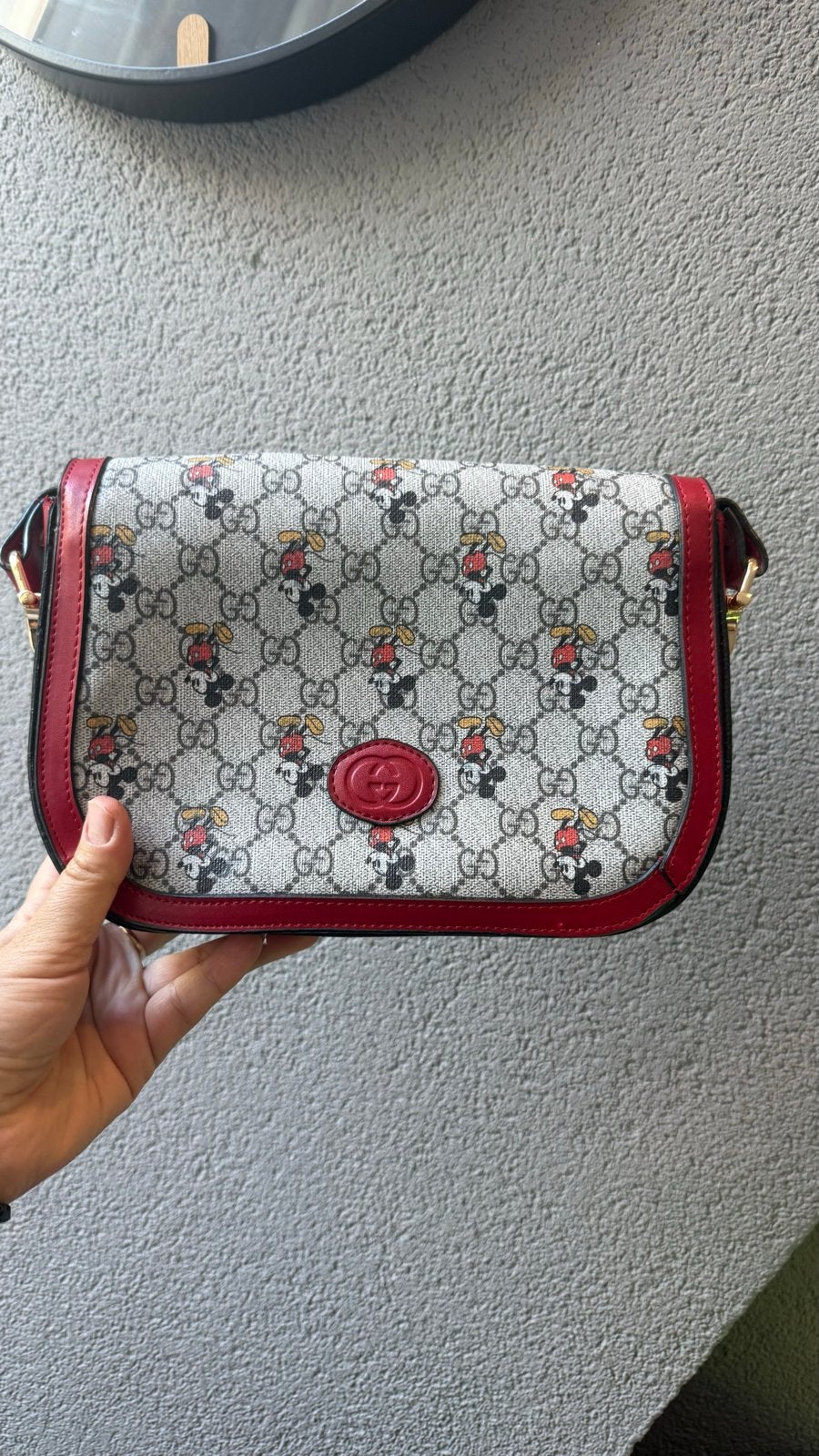 Gucci Mickey Mouse Schoudertasje, Ophalen of Verzenden, Zo goed als nieuw, Rood, Schoudertasje